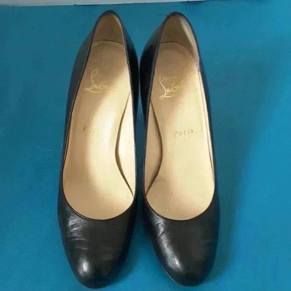 Christian Louboutin Leather heels - Picture 1 of 9